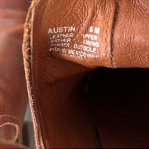 Steve Madden women's brown leather Austin bootie - Picture 11 of 11